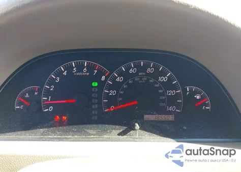 2005 Toyota Camry Xle V6 z USA, uszkodzony, nr VIN 4T1BF30K65U605937